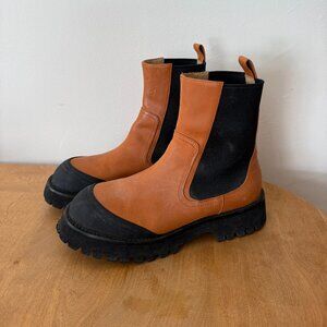 brown leather ankle chelsea boot